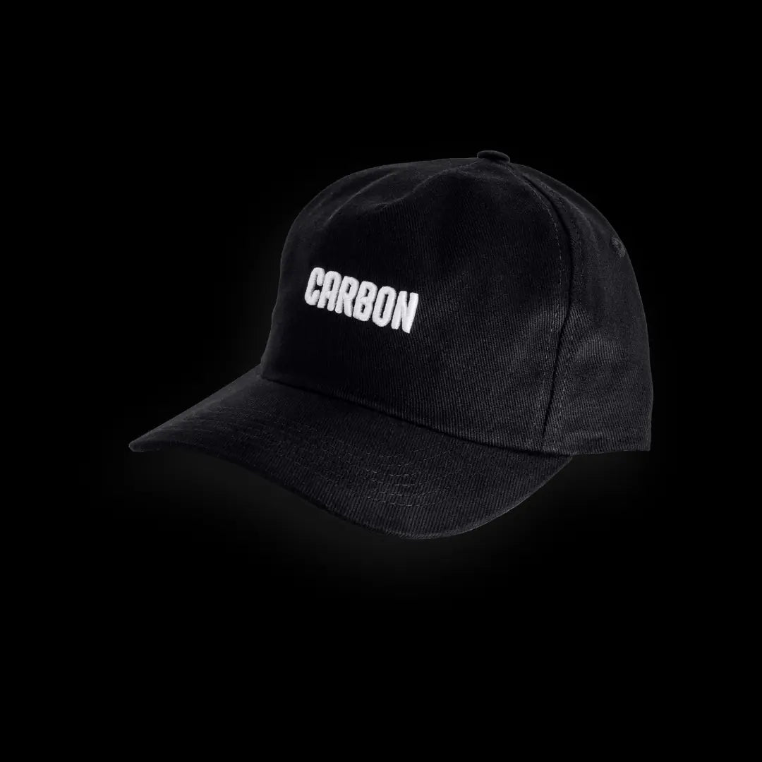 Boné Carbon Essentials Logo