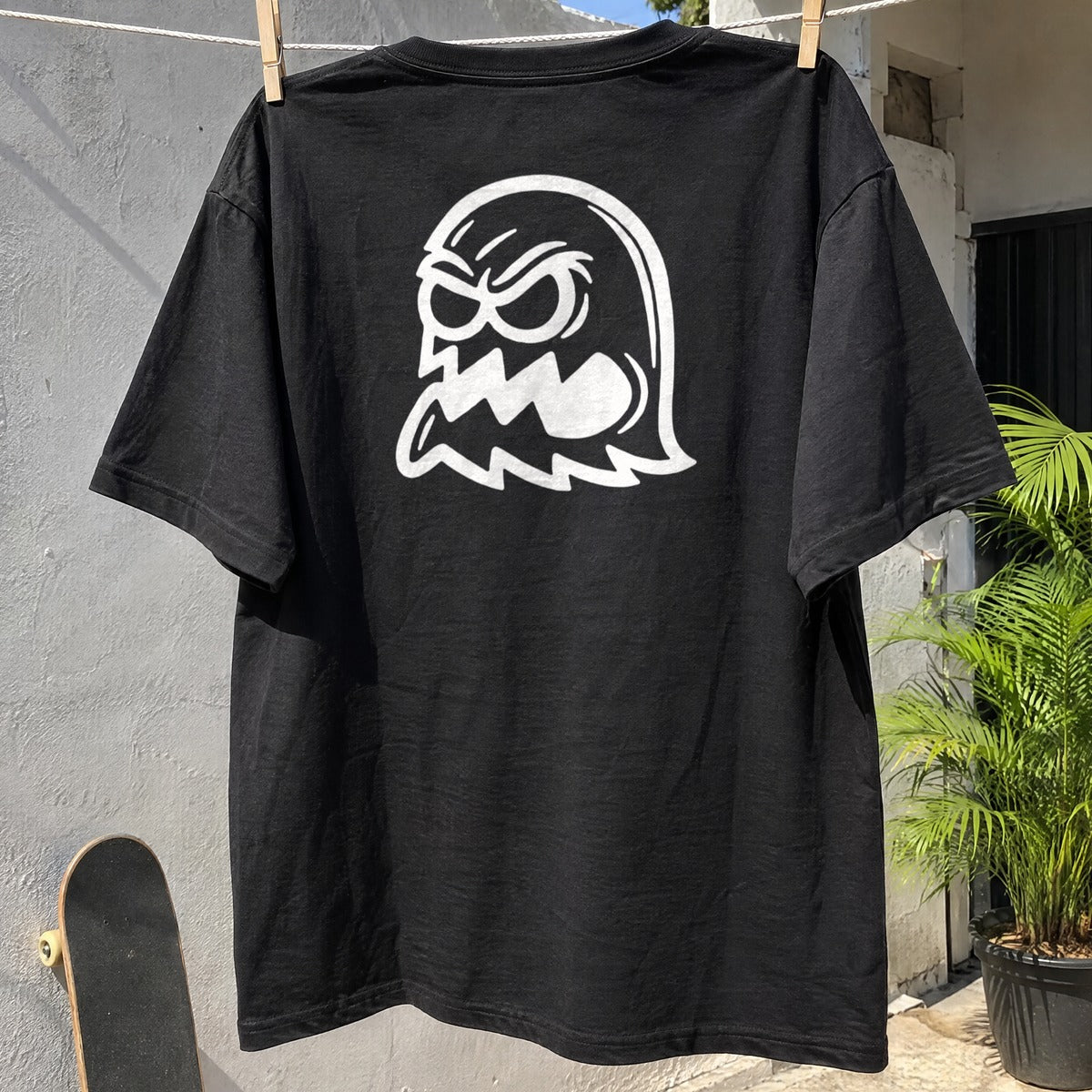 Ghost preta: peça sozinha