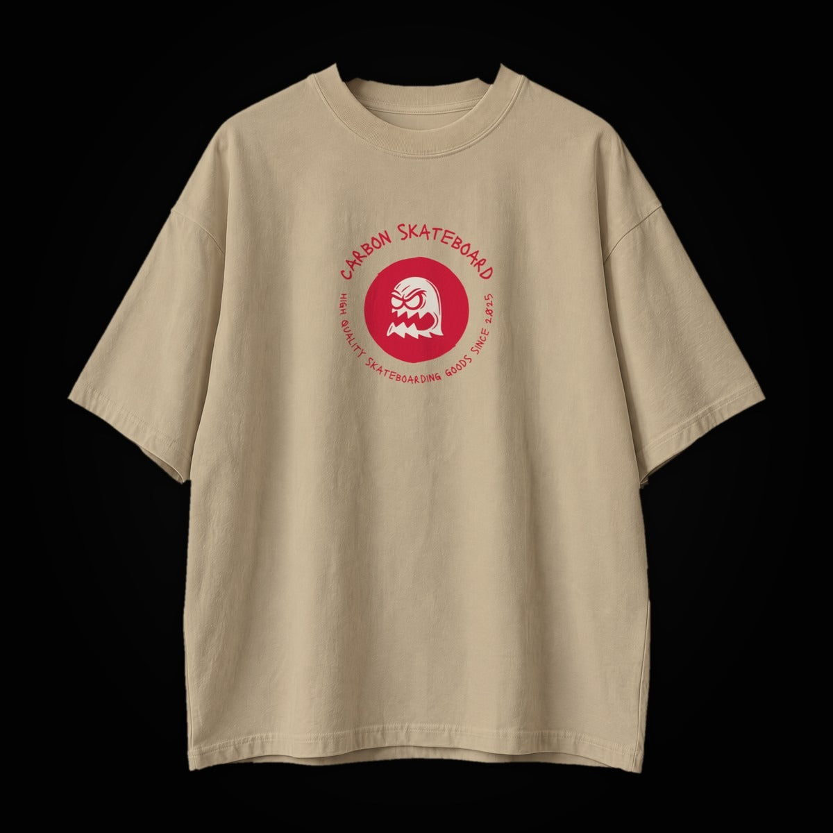Carimbo areia: camiseta em fundo preto